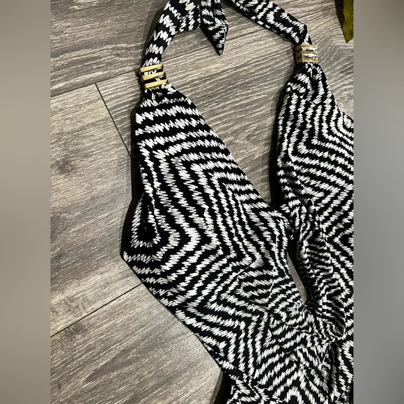 Bar III Cabo cowlneck drapey black white zigzag One-Piece monokini Swimsuit. S - Picture 7 of 11